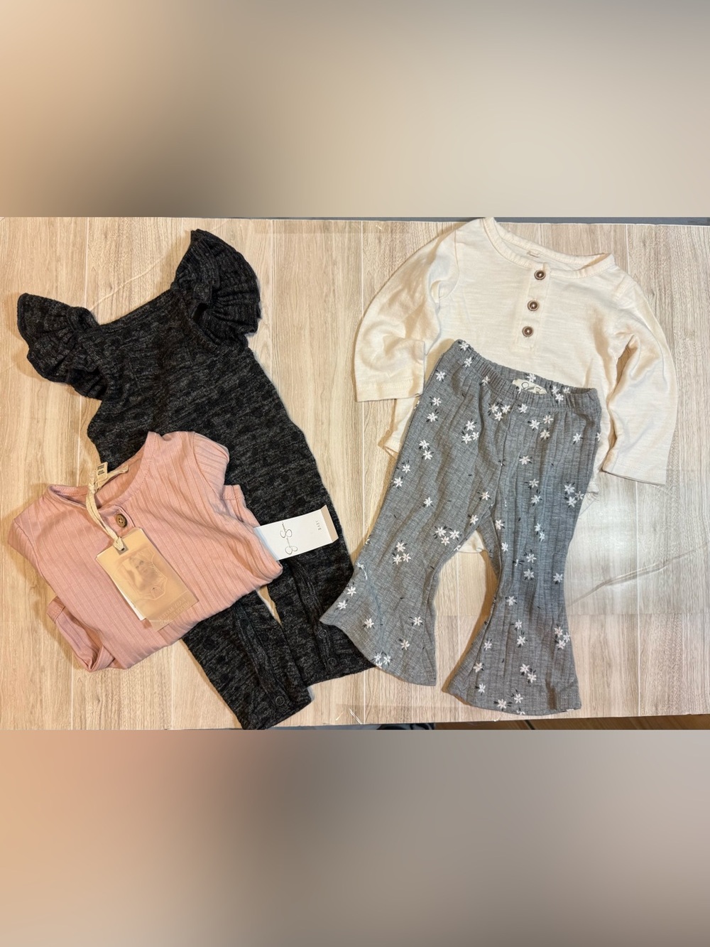 Jessica Simpson Girls Clothes (4 pieces) 3-6M